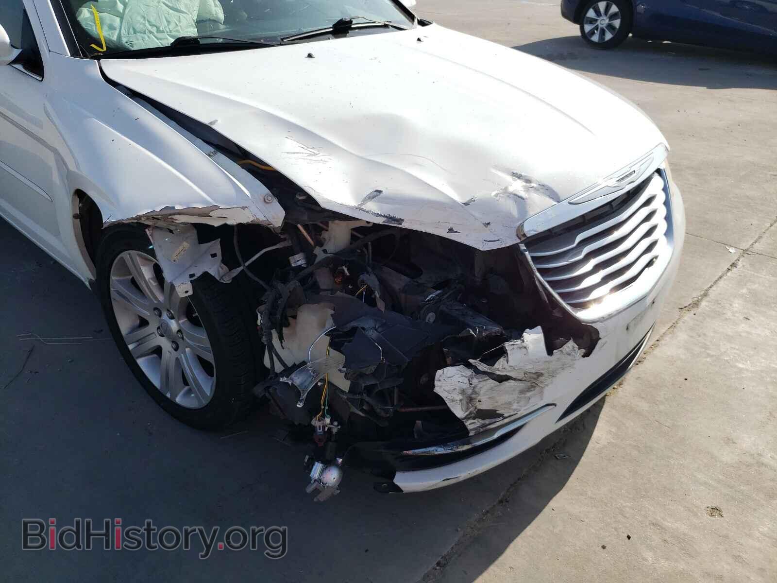 2013 CHRYSLER 200 - VIN: 1C3CCBBB5DN666010 - Фото 9