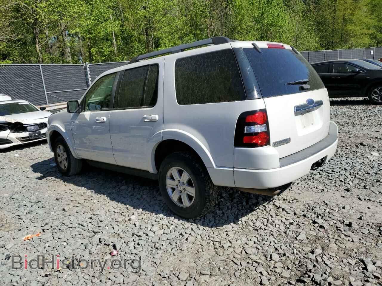 2010 FORD EXPLORER - VIN: 1FMEU6DE0AUA22296 - Фото 2