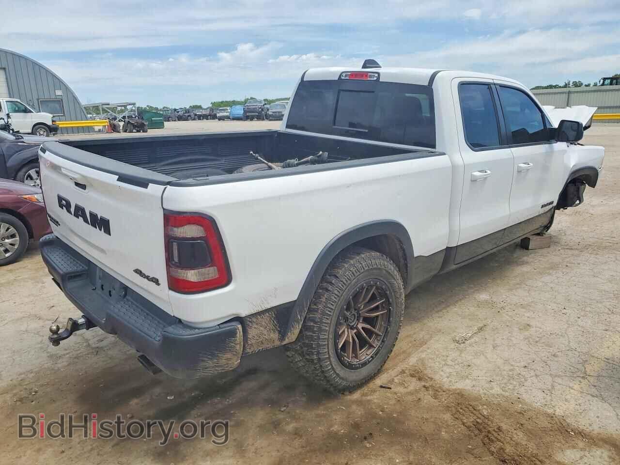 2019 RAM 1500 - VIN: 1C6SRFET1KN826356 - Photo 3