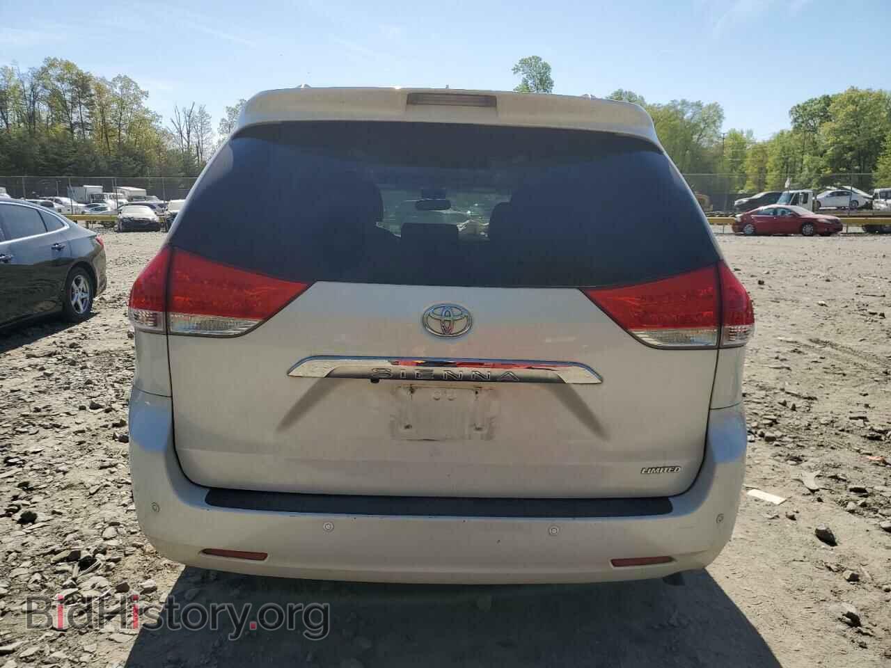 2014 TOYOTA All Models - VIN: 5TDYK3DC2ES417157 - Фото 6