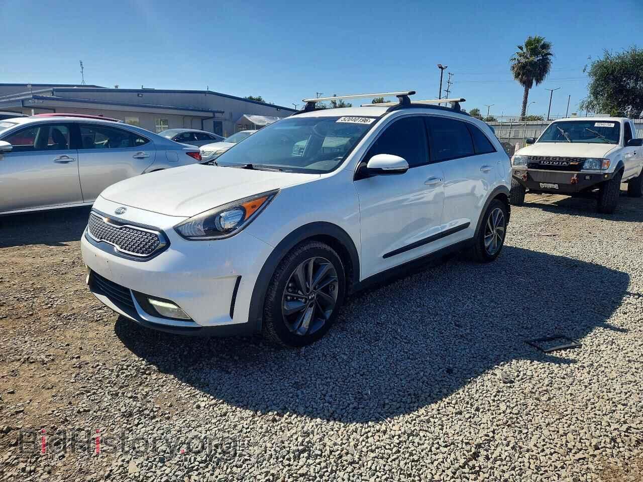 Фотография KNDCC3LC1H5055874 - KIA NIRO 2017