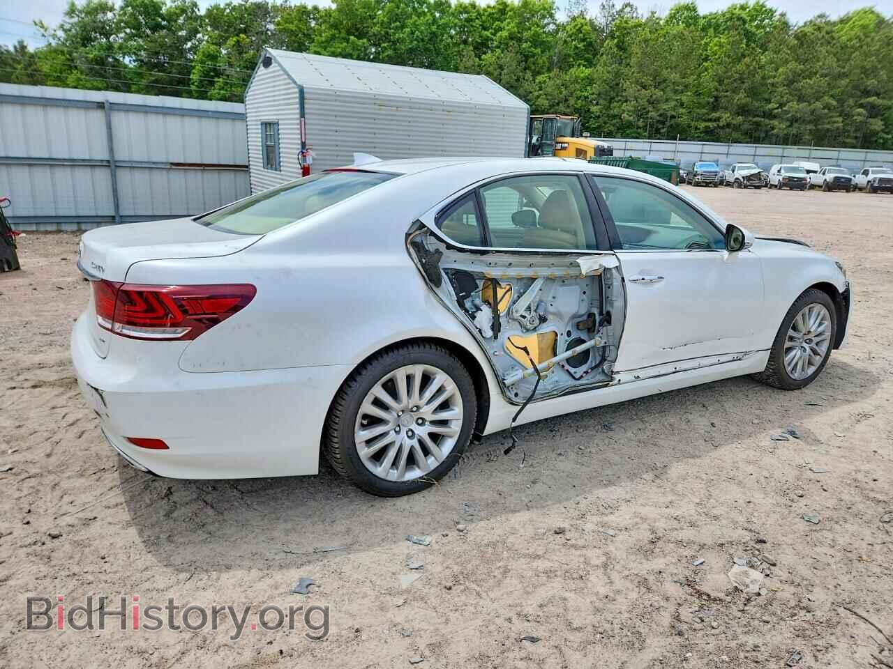 2014 LEXUS LS460 - VIN: JTHCL5EF4E5021702 - Photo 3