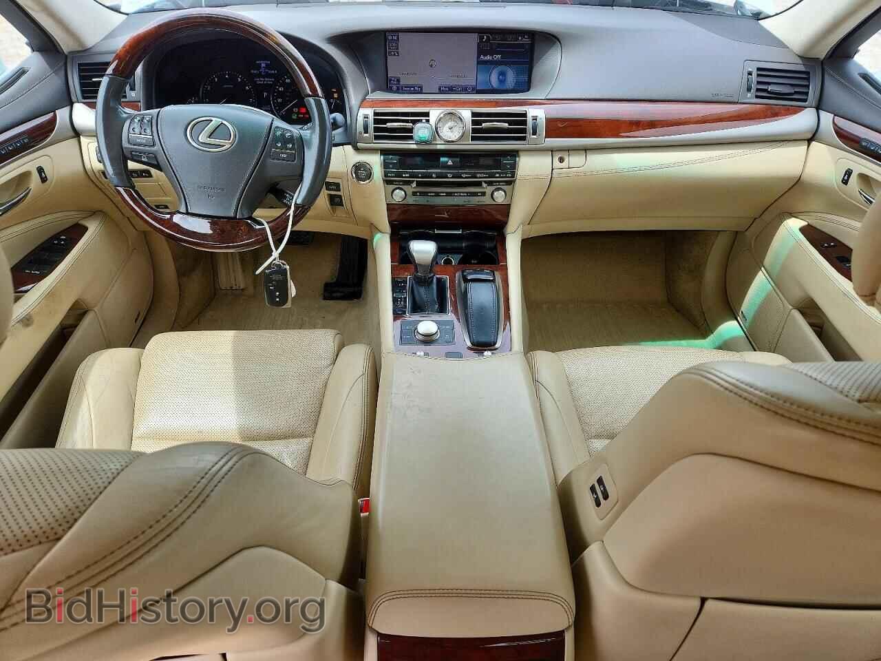2014 LEXUS LS460 - VIN: JTHCL5EF4E5021702 - Photo 8