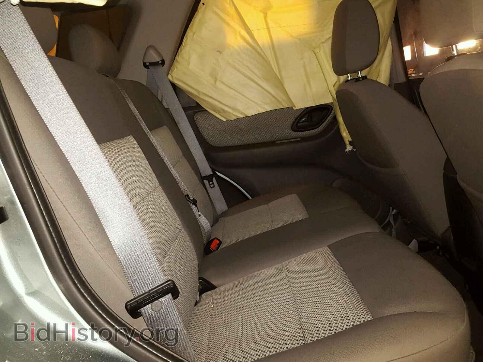 2005 FORD ESCAPE - VIN: 1FMCU96H15KE10557 - Фото 6