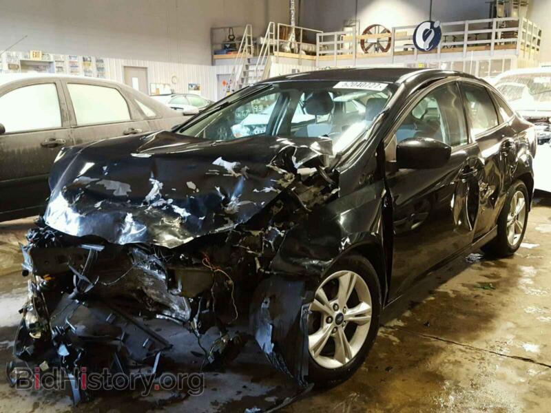 2012 Ford FOCUS (VIN 1FAHP3F22CL119945) — фото 2 из 10