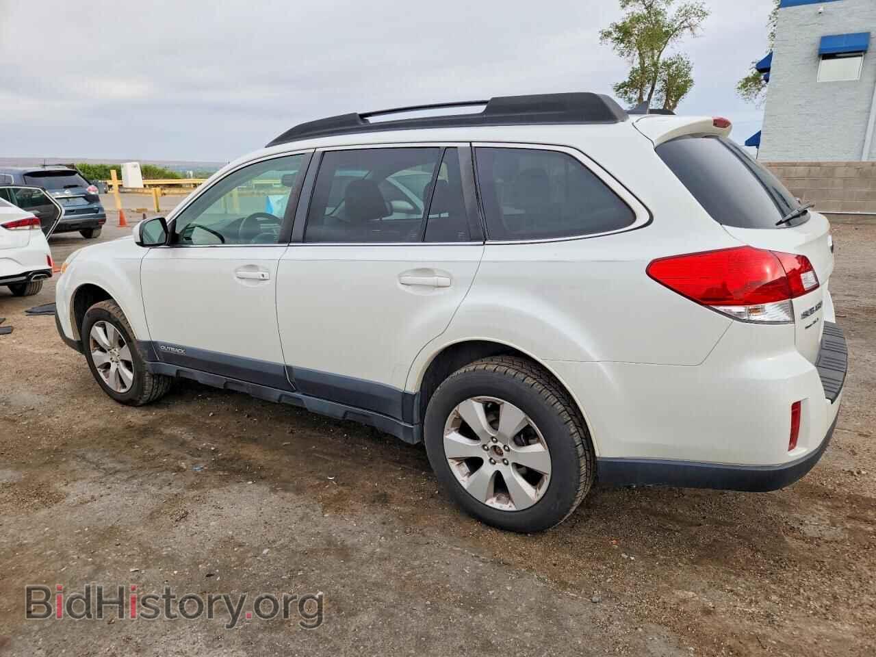 2014 SUBARU OUTBACK - VIN: 4S4BRBLC2E3301399 - Photo 2