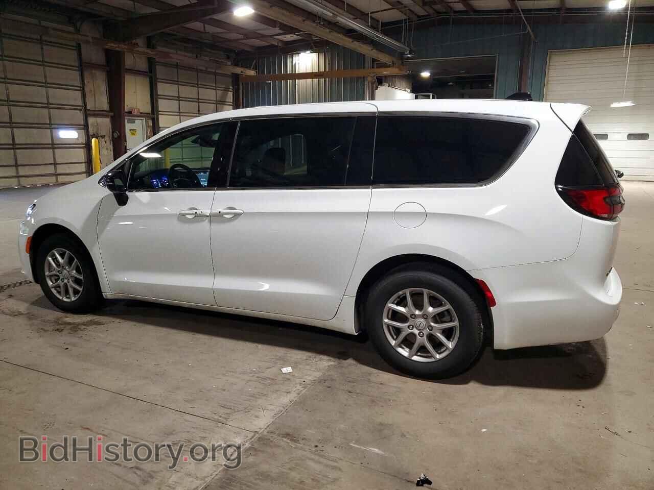 2026 CHRYSLER PACIFICA - VIN: 2C4RC1BG3TR197206 - Photo 2
