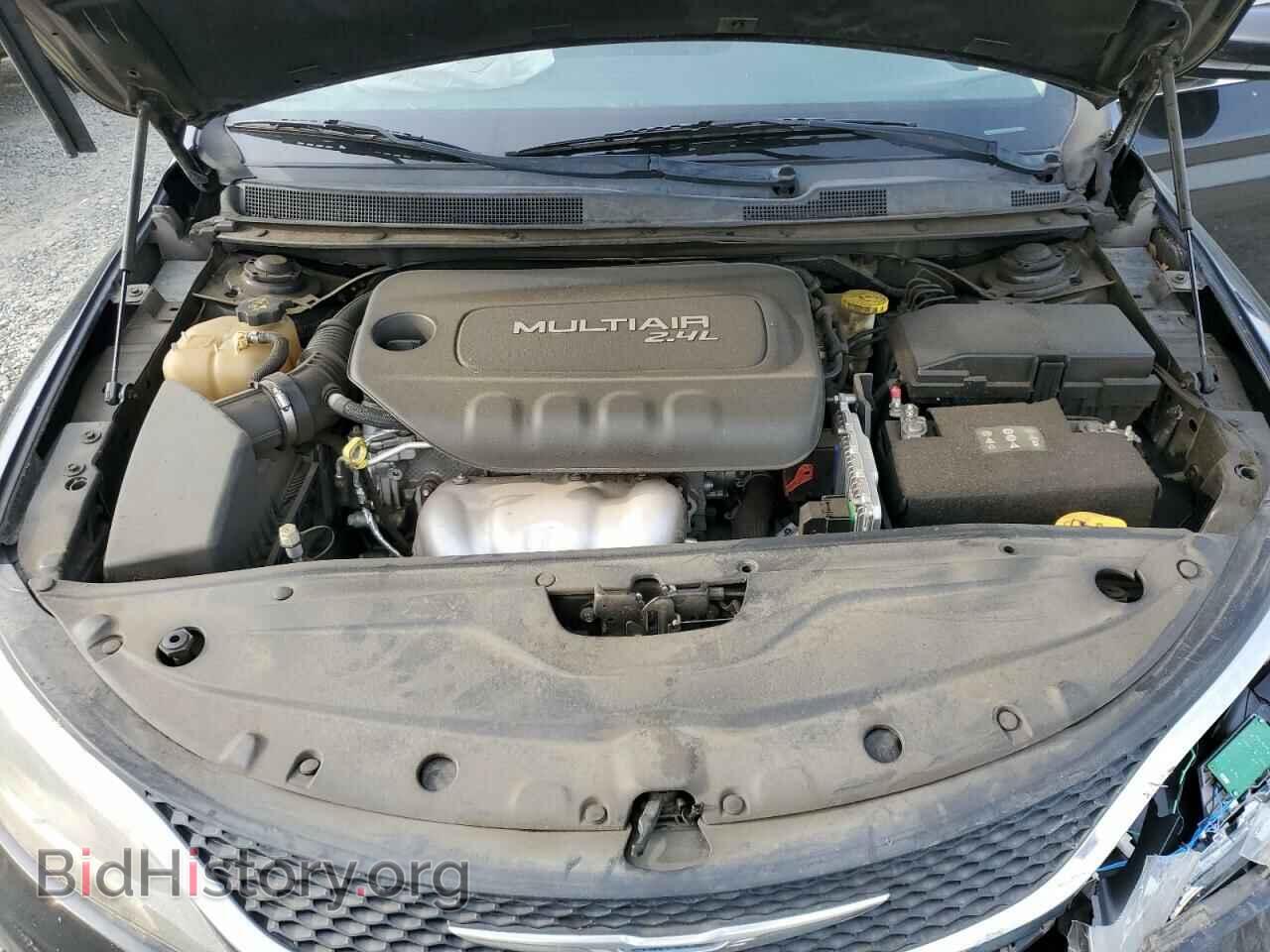 2015 CHRYSLER 200 - VIN: 1C3CCCAB0FN631708 - Photo 11