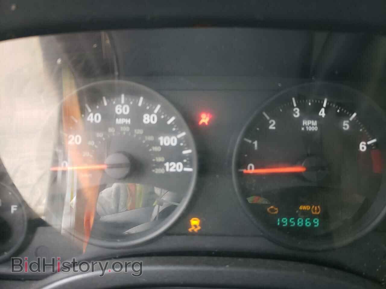 2011 JEEP COMPASS - VIN: 1J4NF1FB6BD235446 - Фото 9