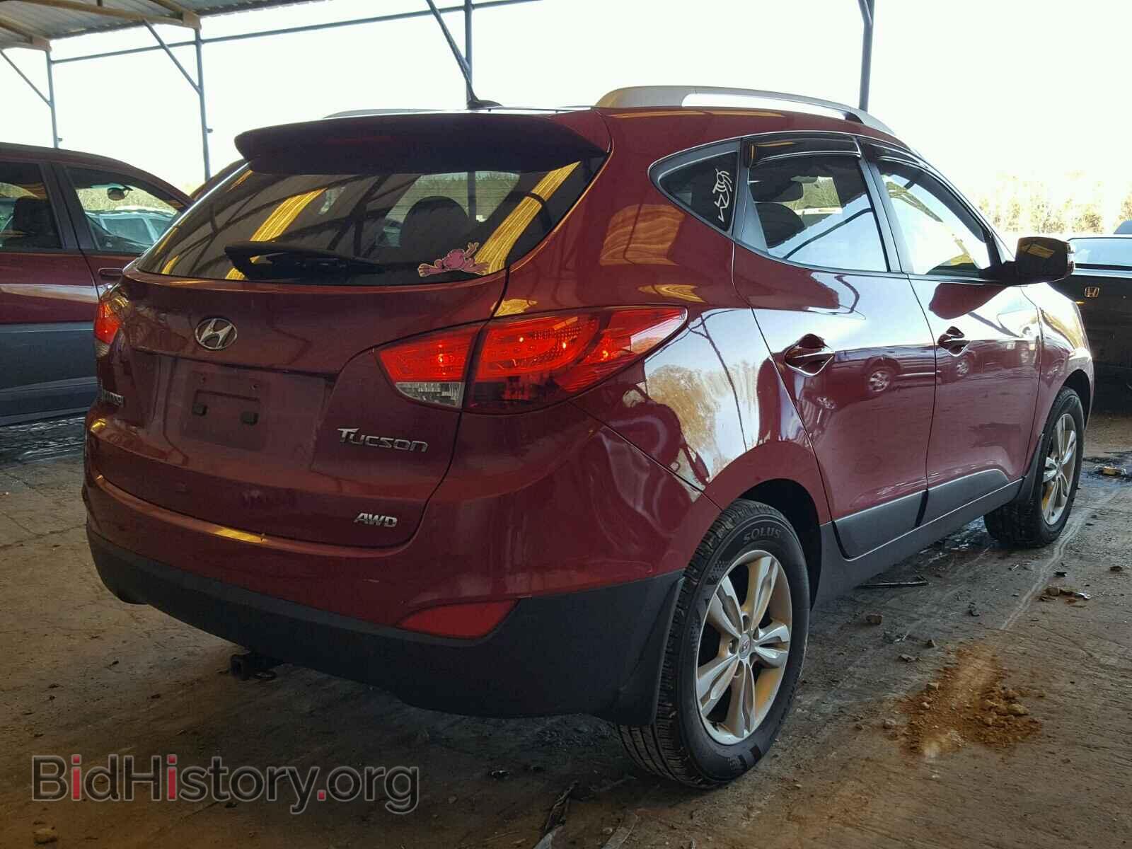 2013 HYUNDAI TUCSON - VIN: KM8JUCAC3DU557238 - Фото 4