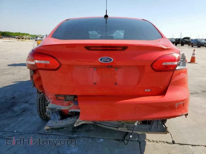 2017 Ford FOCUS (VIN 1FADP3H28HL248307) — photo 6 of 13