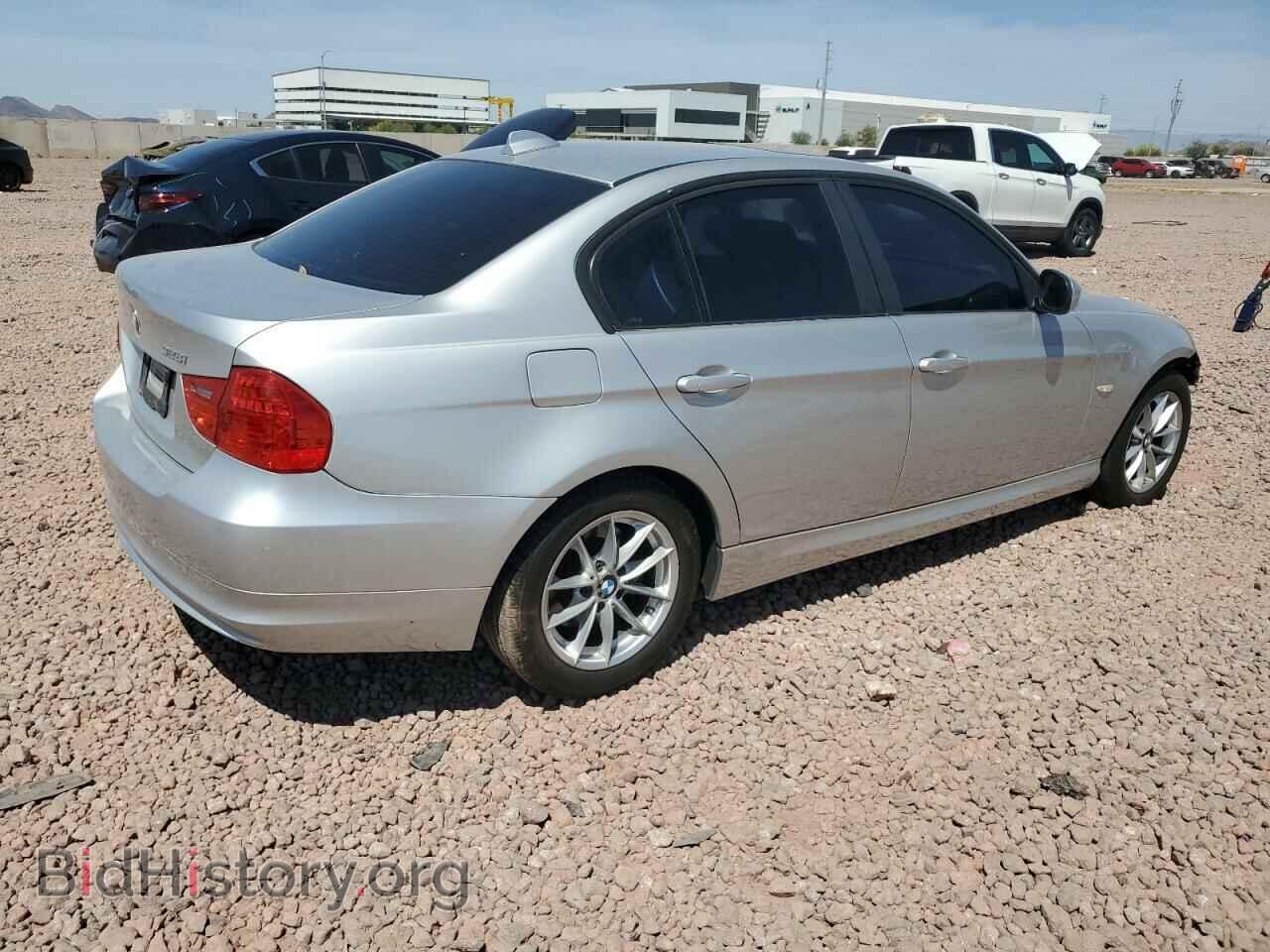 2010 BMW 3 SERIES - VIN: WBAPH7C51AE130197 - Фото 3