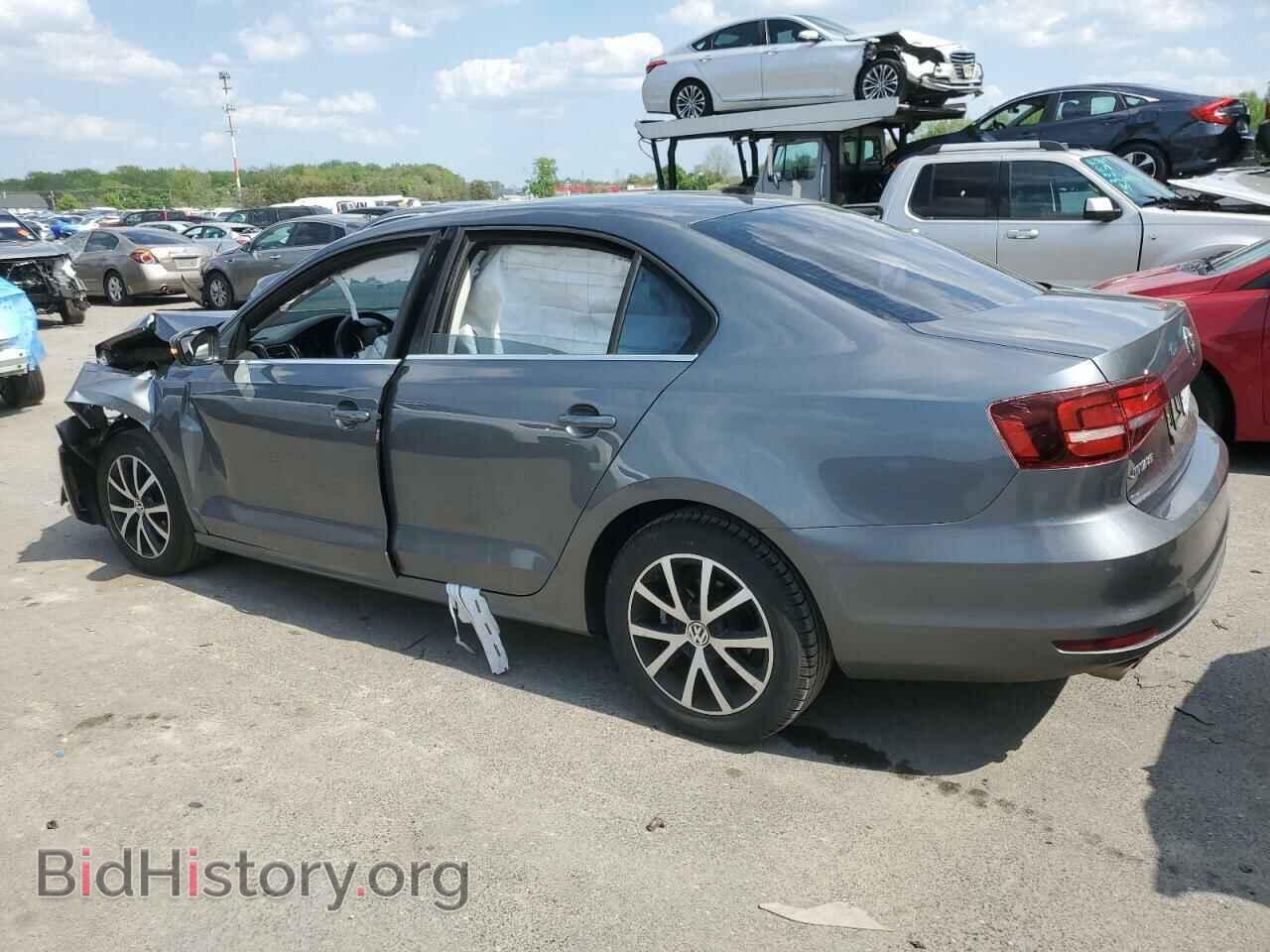 2017 VOLKSWAGEN JETTA - VIN: 3VWDB7AJ6HM297471 - Photo 2