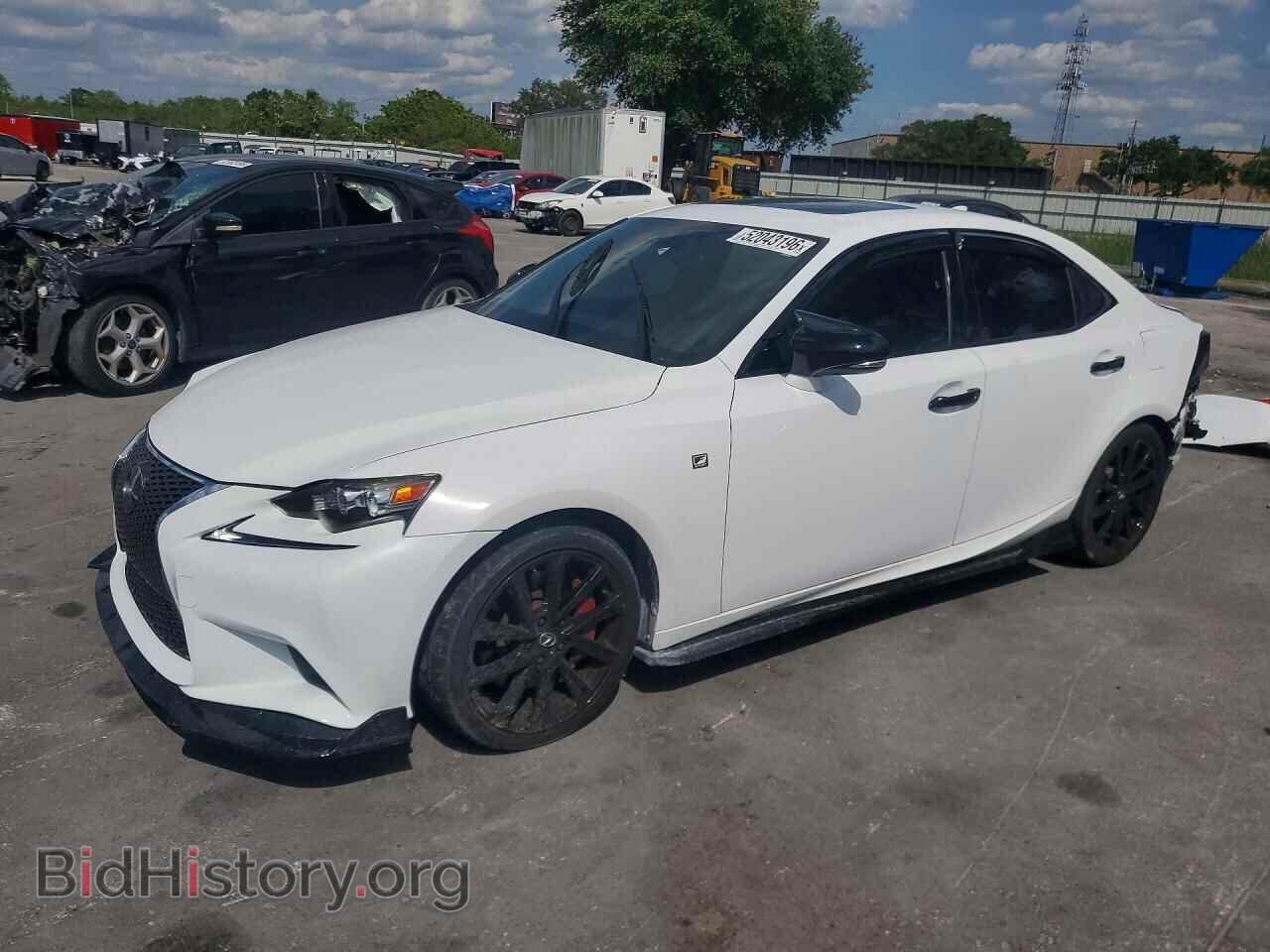 Photo JTHBA1D20G5030330 - LEXUS IS 2016