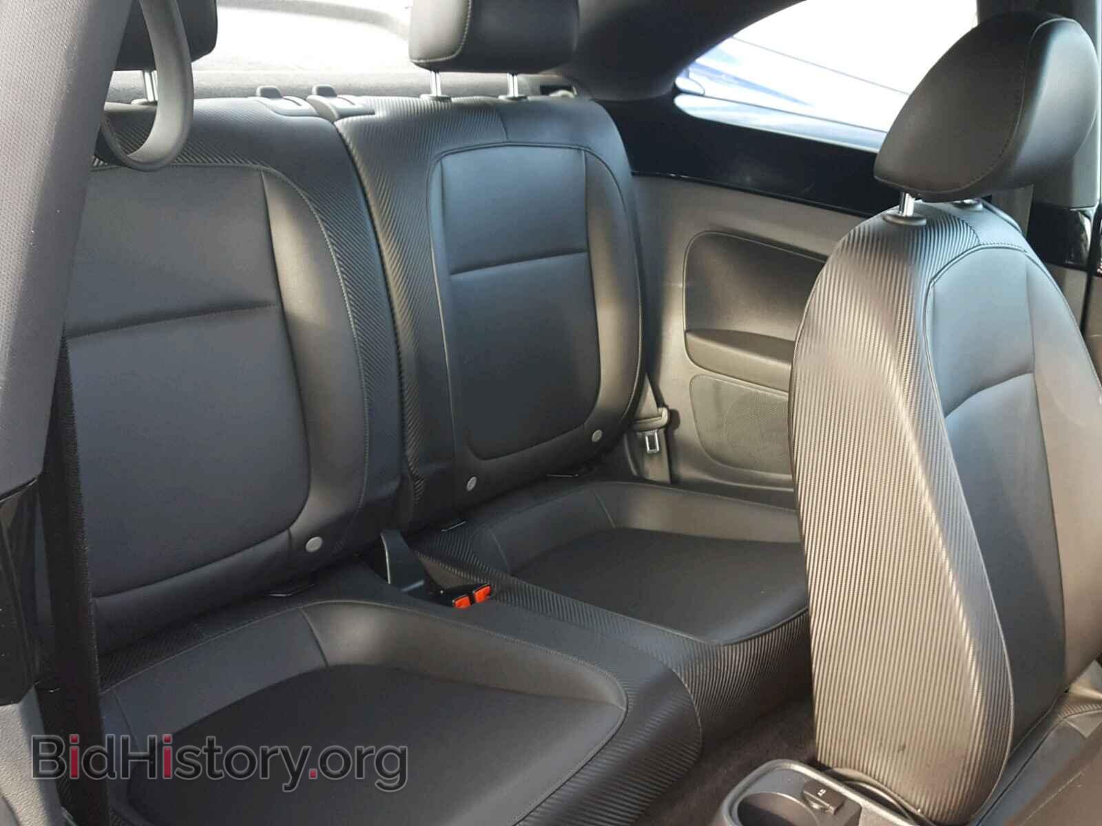 2012 VOLKSWAGEN BEETLE - VIN: 3VWJP7AT0CM616930 - Фото 6