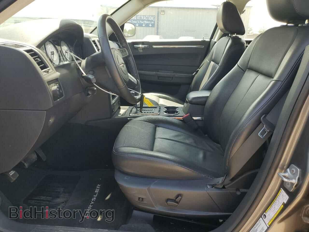2010 CHRYSLER 300 - VIN: 2C3CA5CV0AH318913 - Фото 7