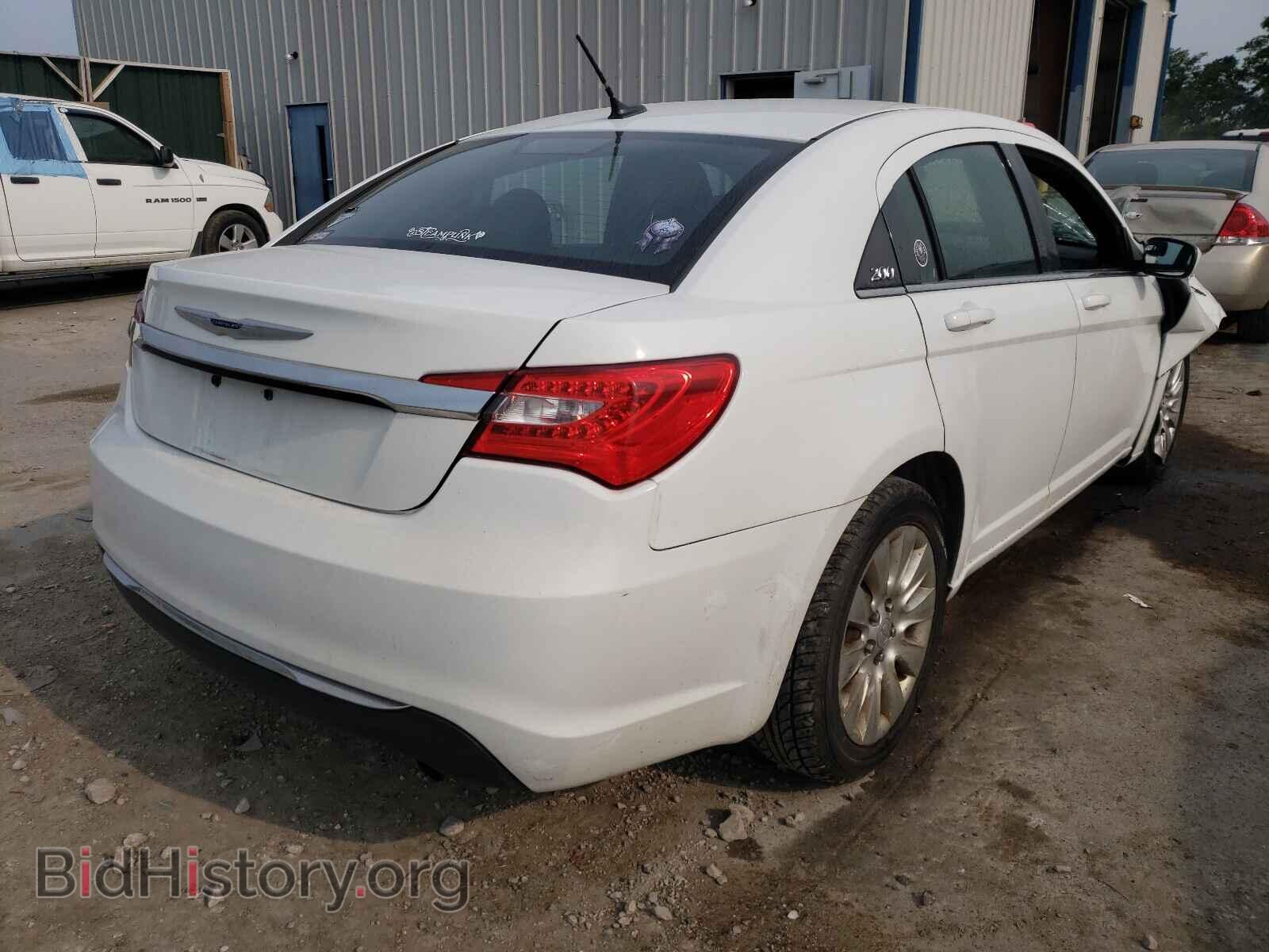 2012 CHRYSLER 200 - VIN: 1C3CCBAB7CN130224 - Фото 4
