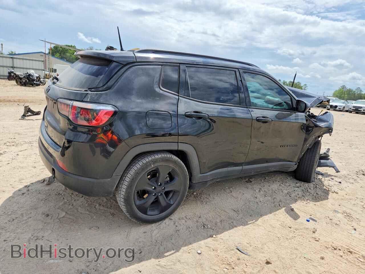 2018 JEEP COMPASS - VIN: 3C4NJCBB0JT407419 - Photo 3