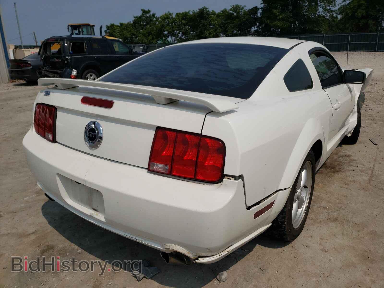 2008 FORD MUSTANG - VIN: 1ZVHT82H285116520 - Фото 4