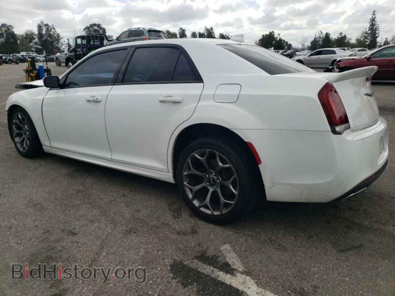 2017 Chrysler 300 (VIN 2C3CCABG3HH526669) — фото 2 из 12