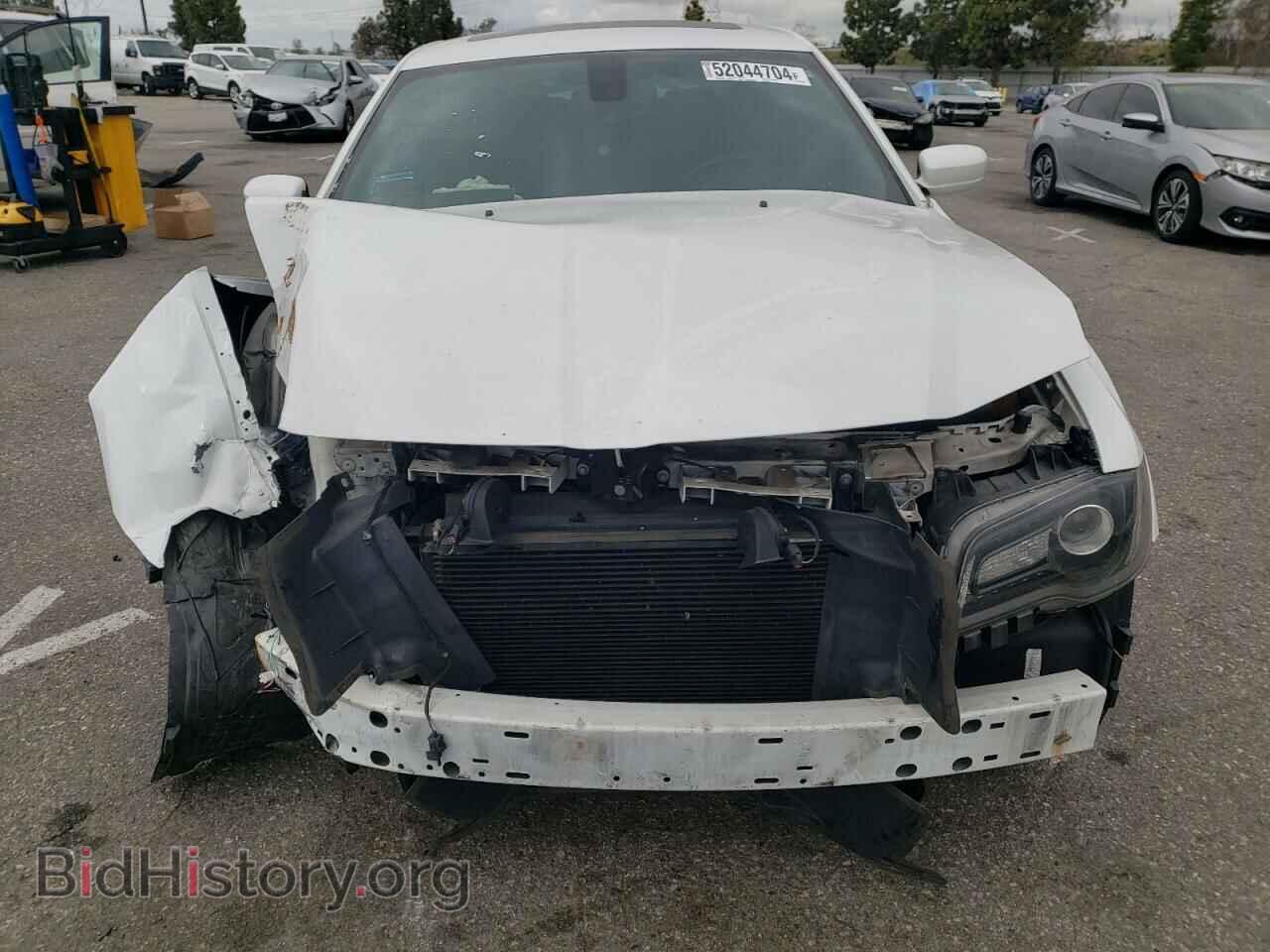 2017 CHRYSLER 300 - VIN: 2C3CCABG3HH526669 - Фото 5