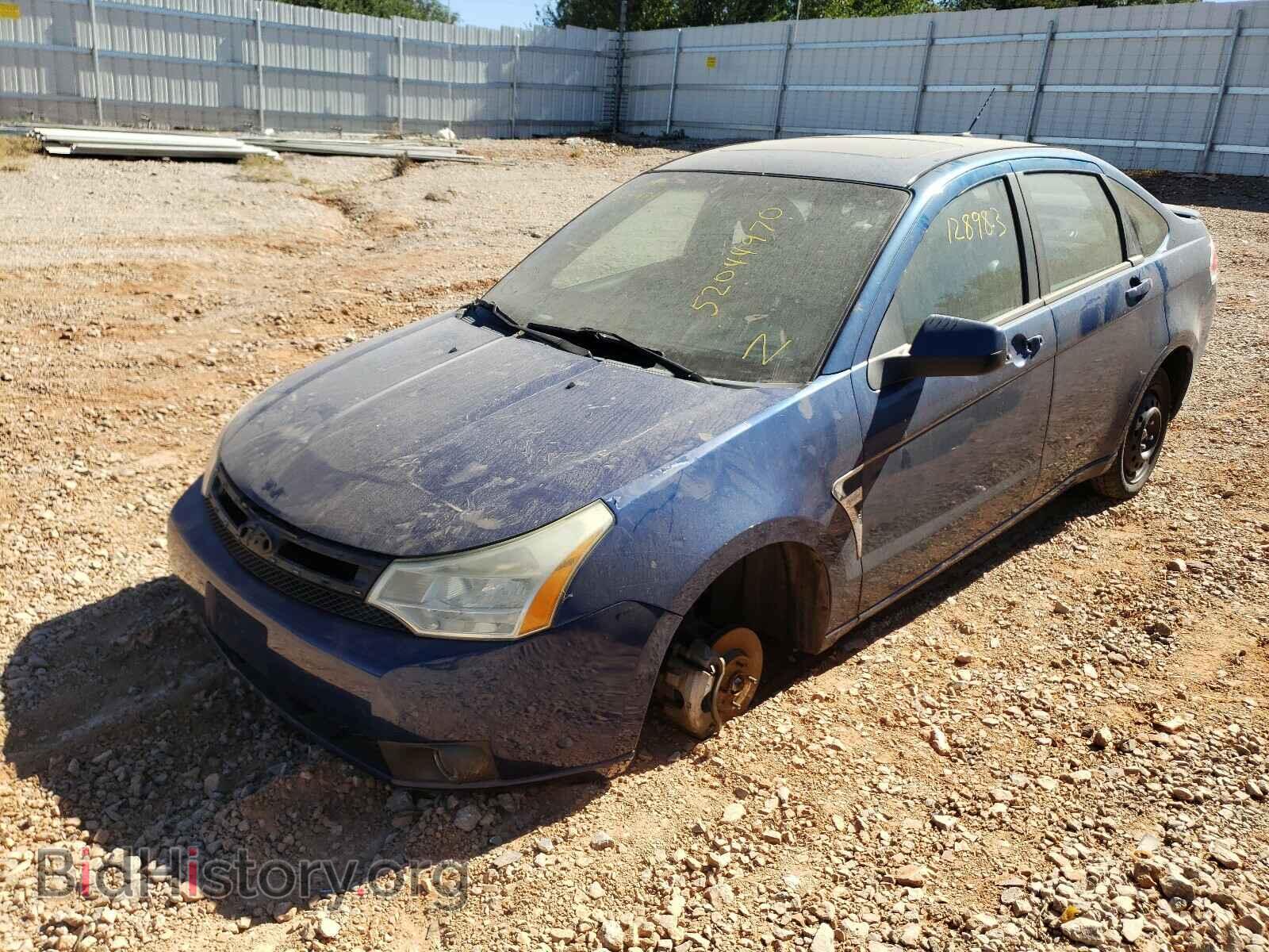 2008 FORD FOCUS - VIN: 1FAHP35N08W201979 - Фото 2
