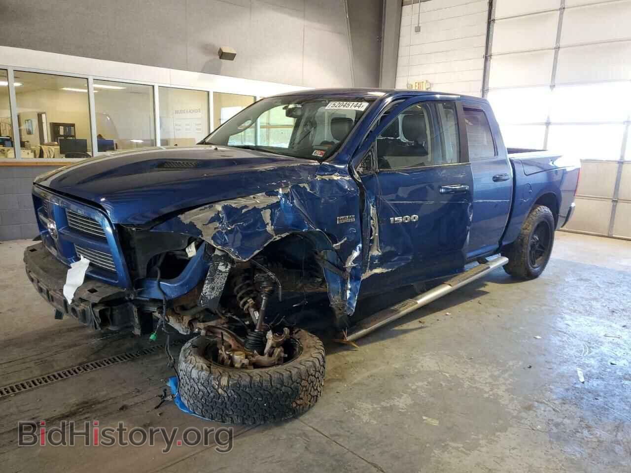Photo 1D7RV1CT4BS654484 - DODGE All Models 2011
