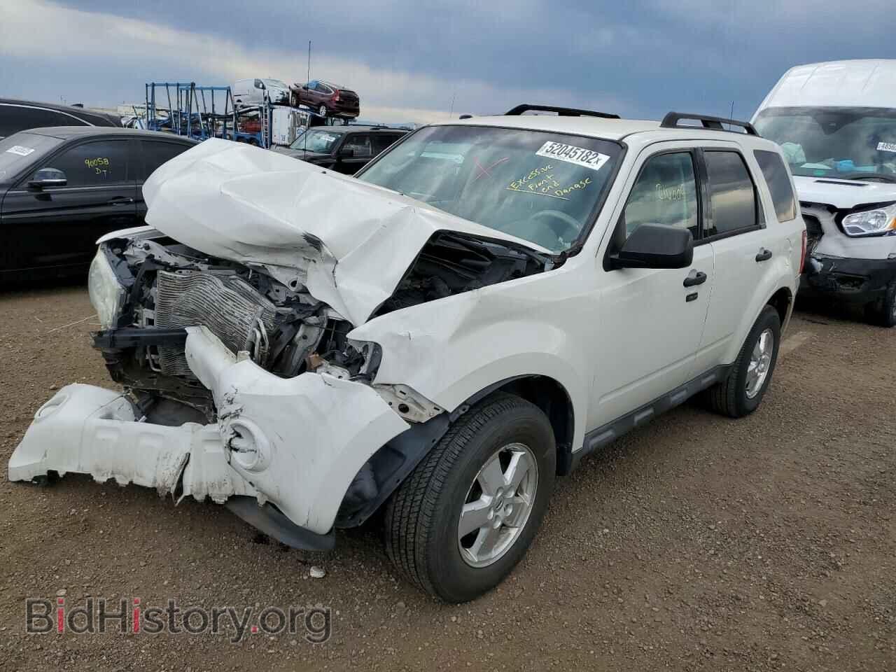 2011 FORD ESCAPE - VIN: 1FMCU9D70BKB66969 - Фото 2
