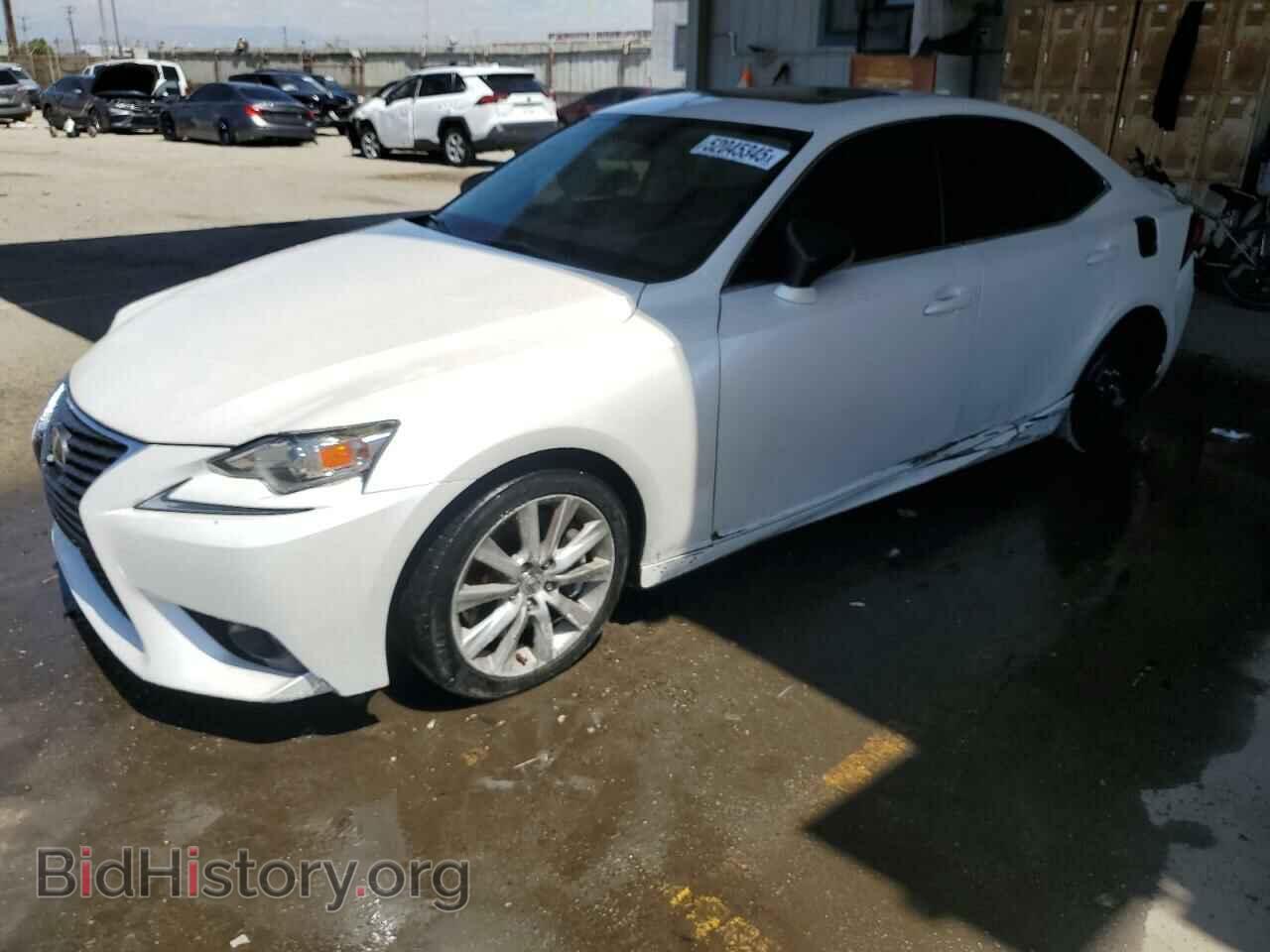 Photo JTHBA1D28G5016577 - LEXUS IS 2016