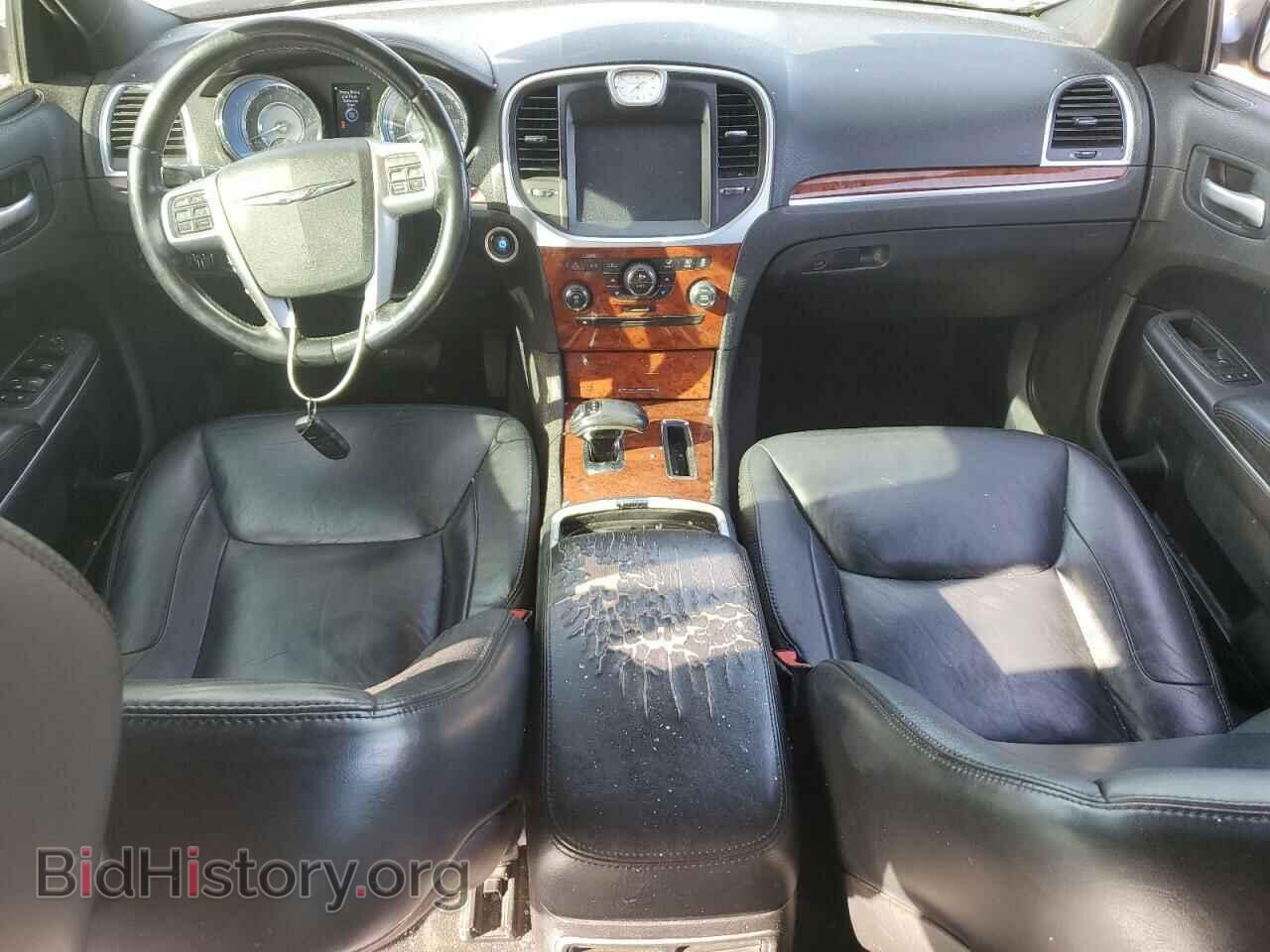 2013 CHRYSLER 300 - VIN: 2C3CCAAG4DH640997 - Фото 8