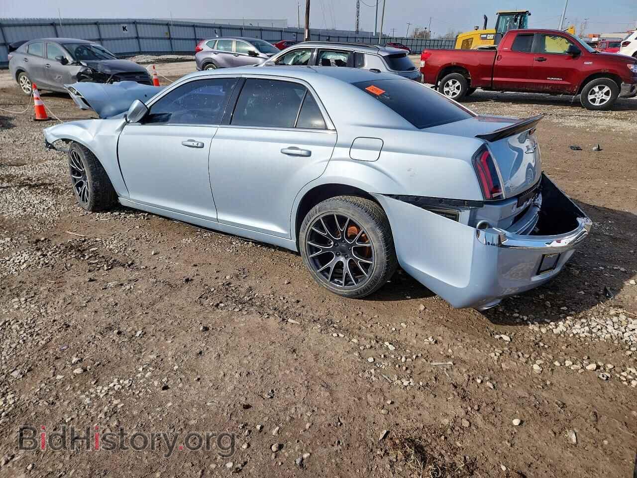 2013 CHRYSLER 300 - VIN: 2C3CCAAG1DH731483 - Фото 2