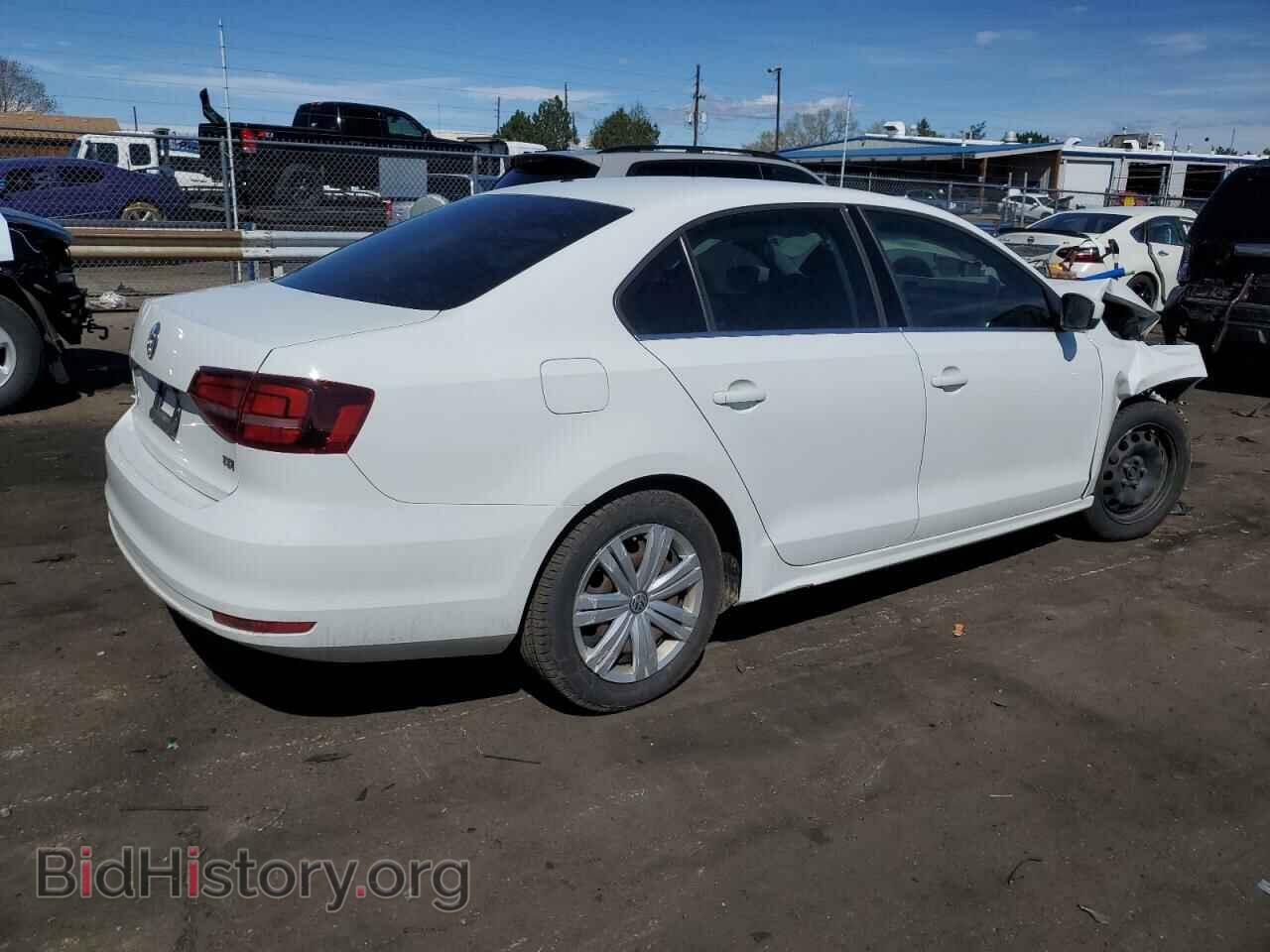 2017 VOLKSWAGEN JETTA - VIN: 3VW2B7AJ3HM224050 - Фото 3