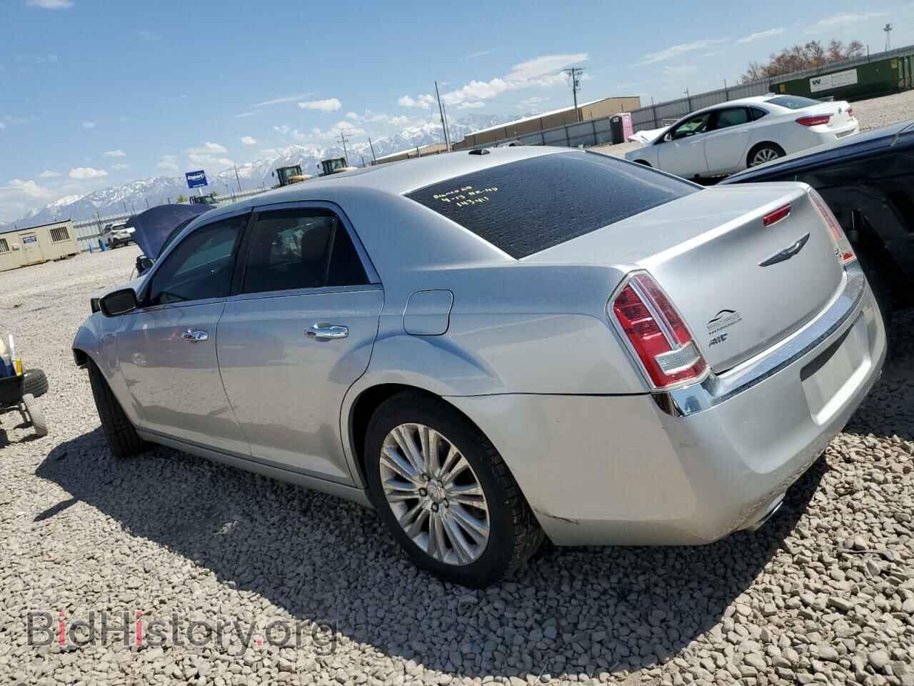 2012 CHRYSLER 300 - VIN: 2C3CCAKT2CH143411 - Photo 2