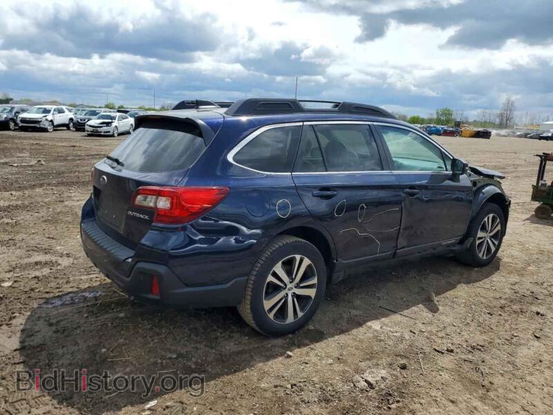 2018 Subaru OUTBACK (VIN 4S4BSANC4J3363022) — фото 3 из 12