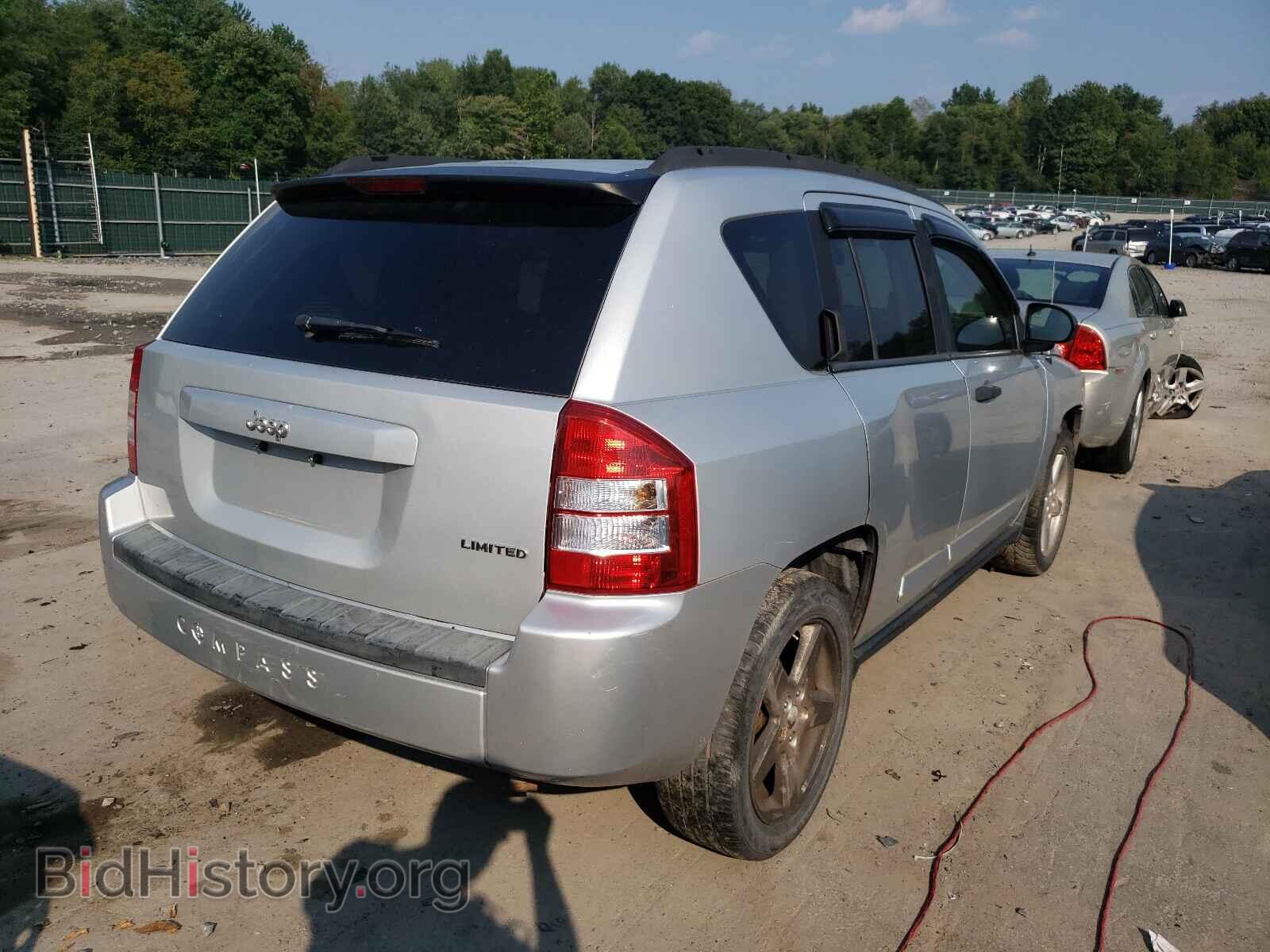 2007 JEEP COMPASS - VIN: 1J8FT57WX7D276464 - Photo 4