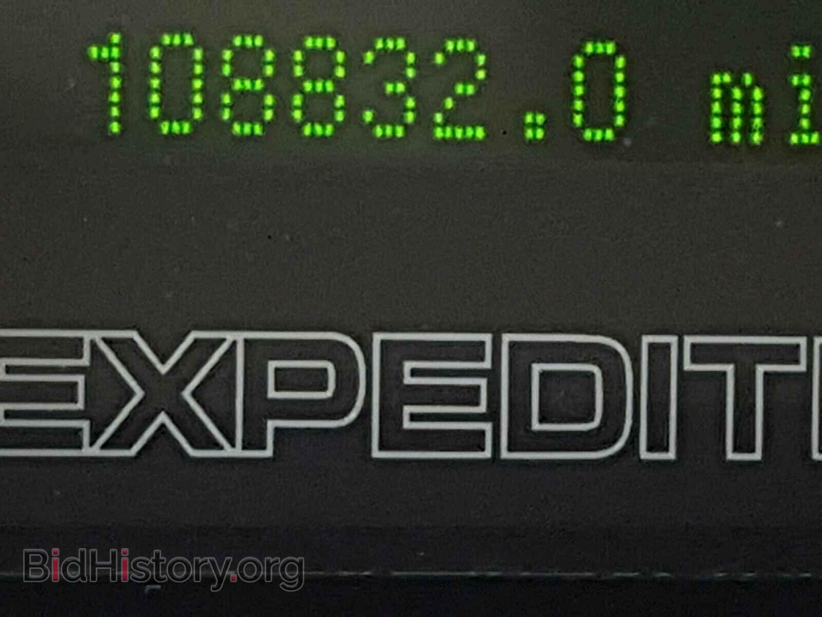 2011 FORD EXPEDITION - VIN: 1FMJU2A51BEF04184 - Фото 8