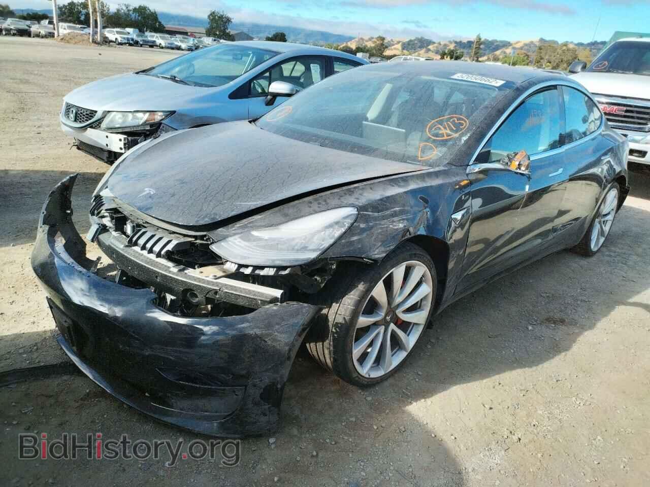 2018 TESLA MODEL 3 - VIN: 5YJ3E1EB9JF082389 - Photo 2