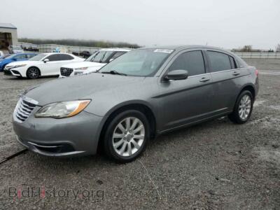 2013 Chrysler 200 Touring, gray — VIN 1C3CCBBB8DN516134, Copart