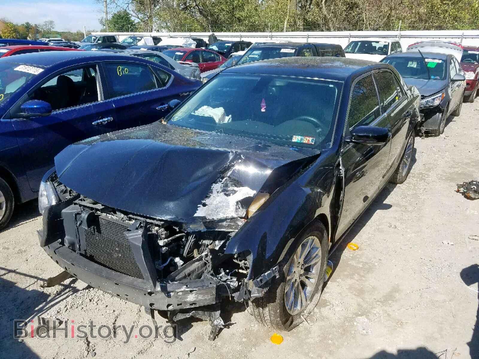 2016 CHRYSLER 300 - VIN: 2C3CCAAG3GH358368 - Фото 2