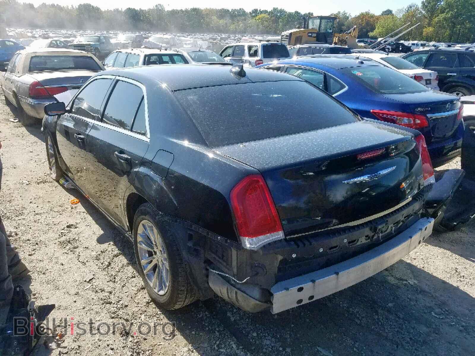 2016 CHRYSLER 300 - VIN: 2C3CCAAG3GH358368 - Фото 3