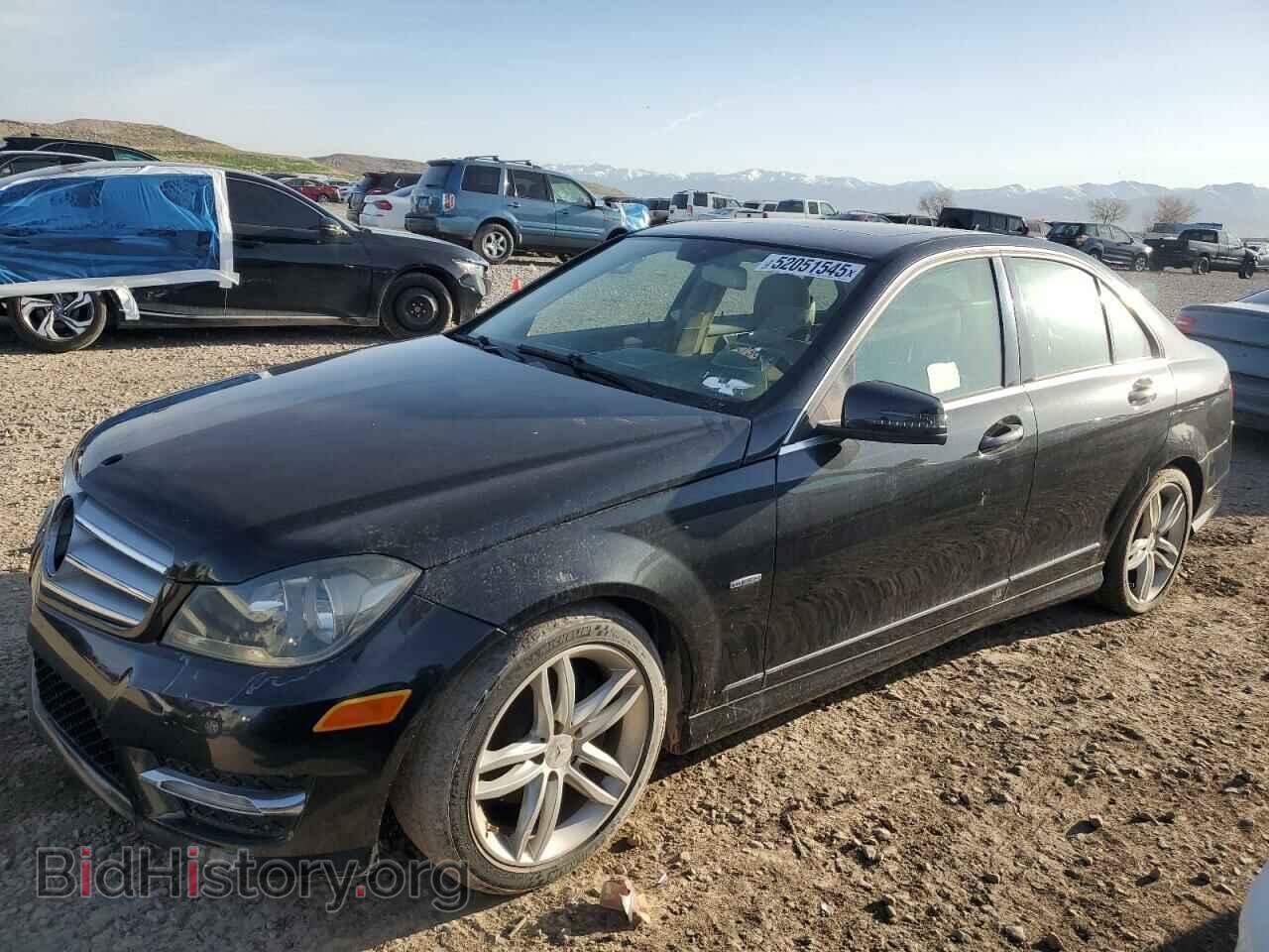 Photo WDDGF4HB8CA619962 - MERCEDES-BENZ C-CLASS 2012