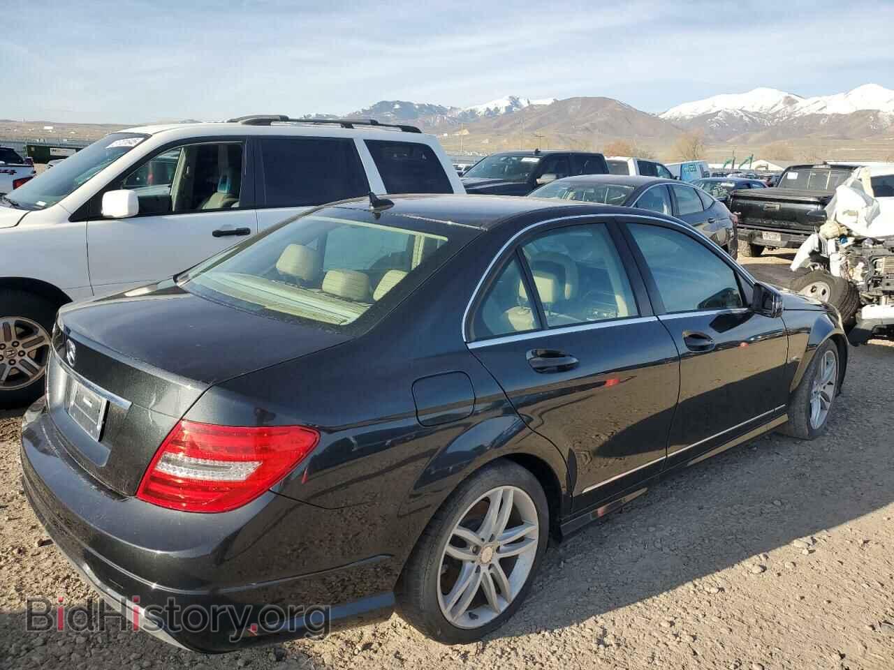 2012 MERCEDES-BENZ C-CLASS - VIN: WDDGF4HB8CA619962 - Фото 3