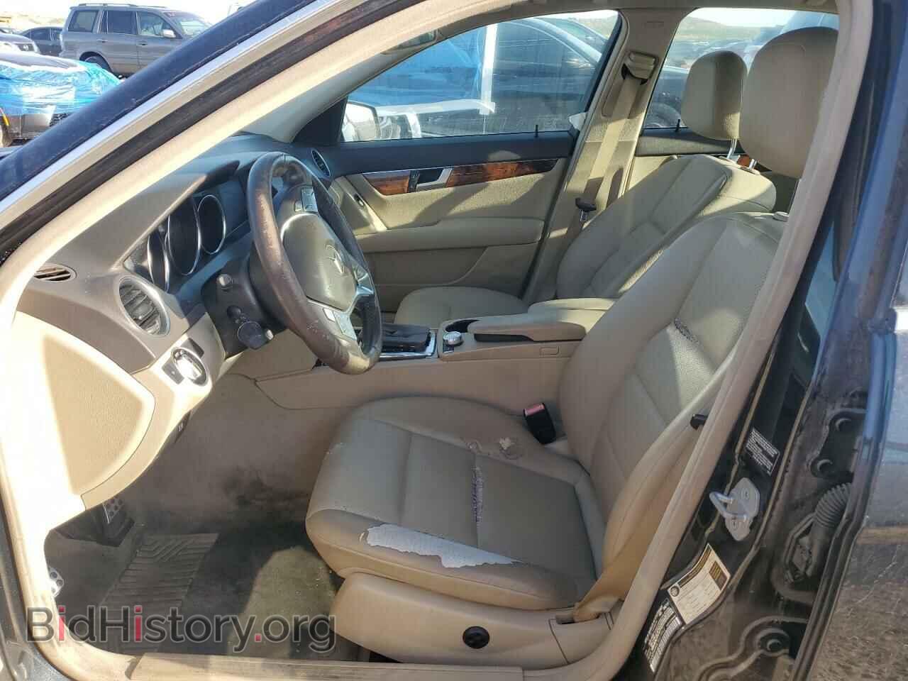 2012 MERCEDES-BENZ C-CLASS - VIN: WDDGF4HB8CA619962 - Фото 7
