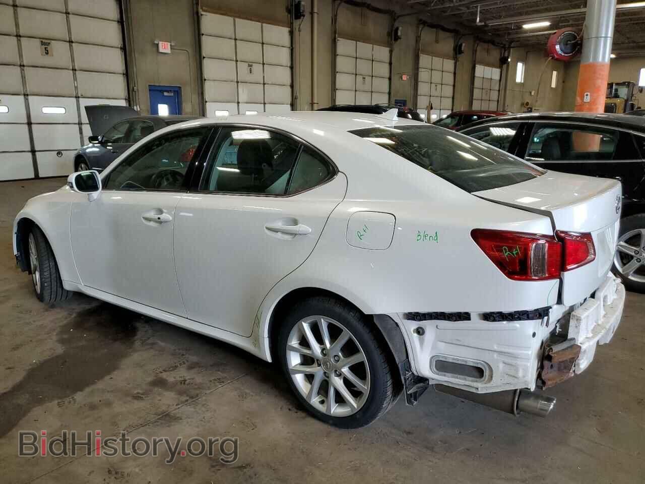 2012 LEXUS IS - VIN: JTHCF5C23C5053657 - Фото 2