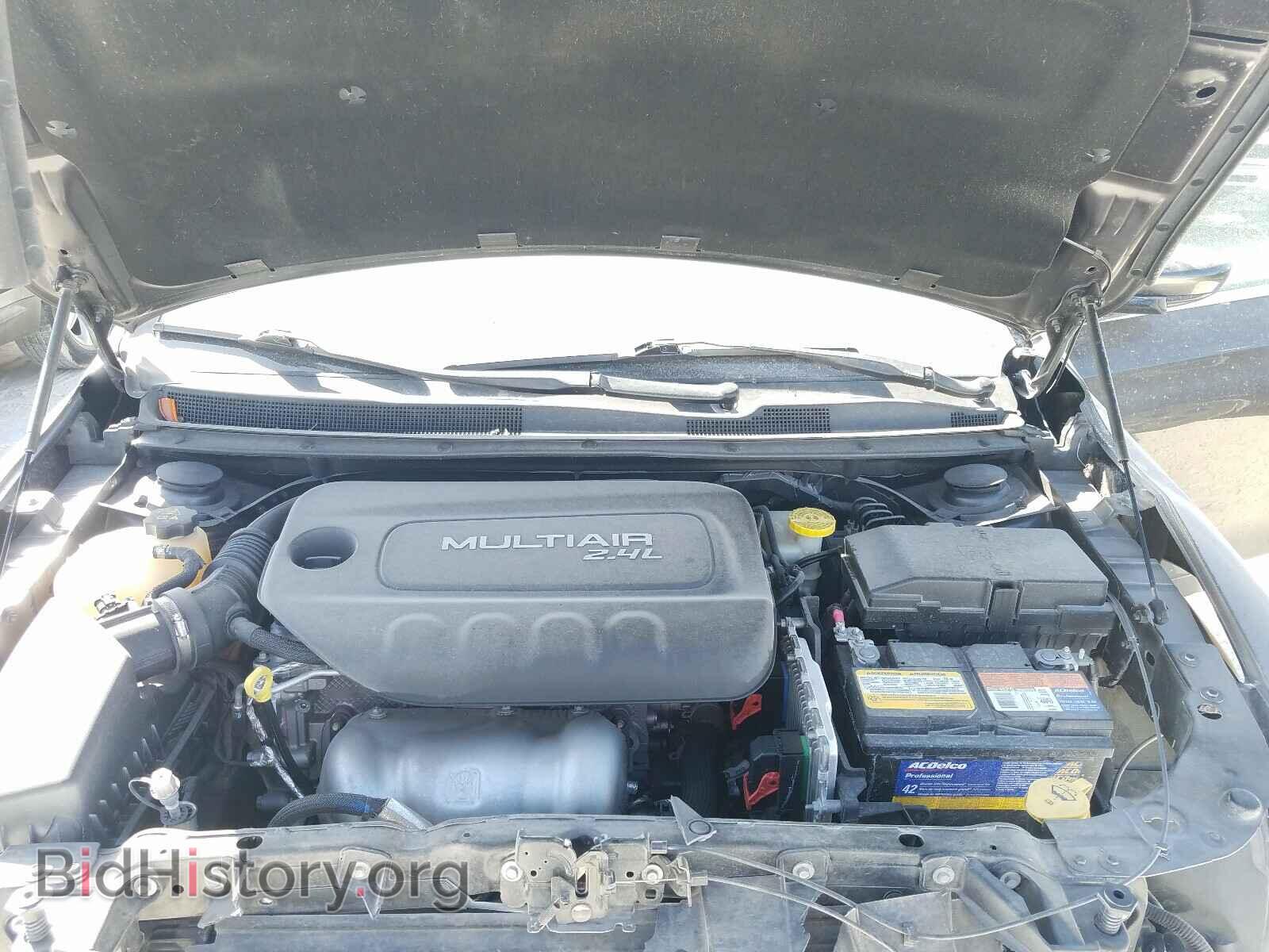 2016 CHRYSLER 200 - VIN: 1C3CCCAB0GN126477 - Фото 7