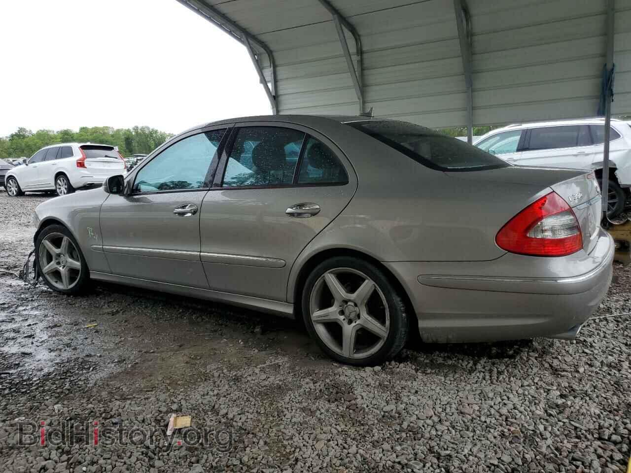 2009 MERCEDES-BENZ E-CLASS - VIN: WDBUF56X29B381268 - Фото 2