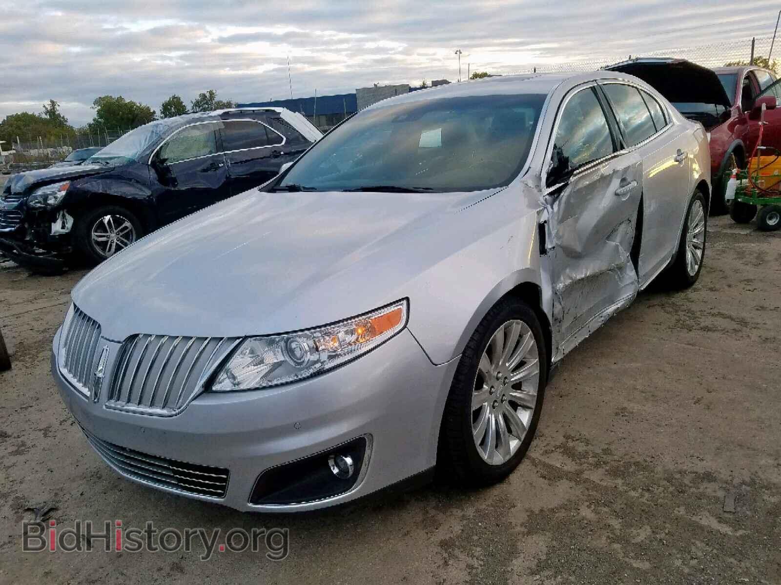 2011 LINCOLN MKS - VIN: 1LNHL9ER4BG609281 - Фото 2