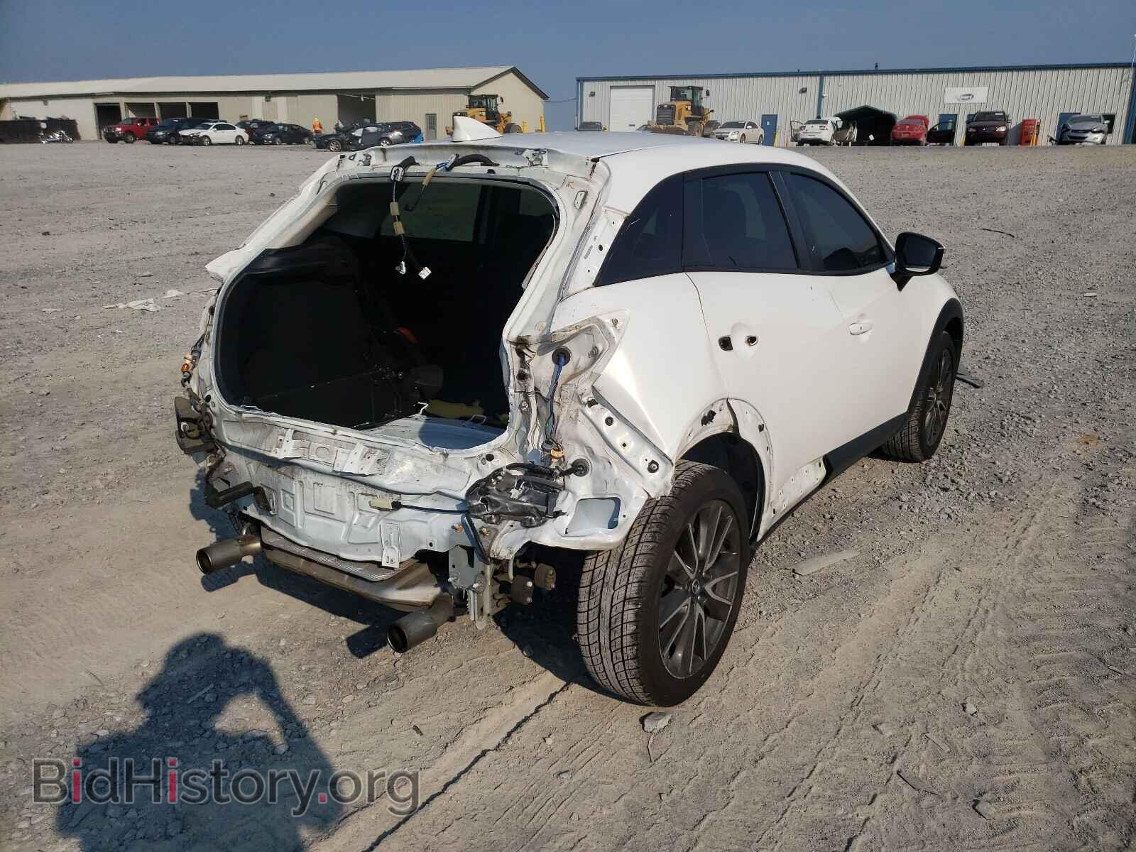2017 MAZDA CX-3 - VIN: JM1DKFC78H0157004 - Фото 4