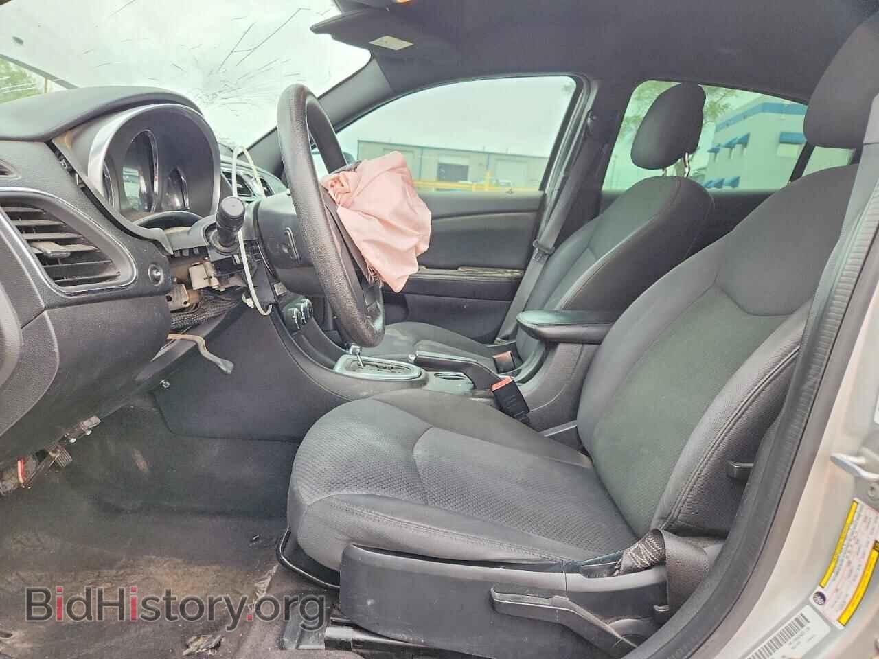 2012 CHRYSLER 200 - VIN: 1C3CCBAB5CN209973 - Фото 7