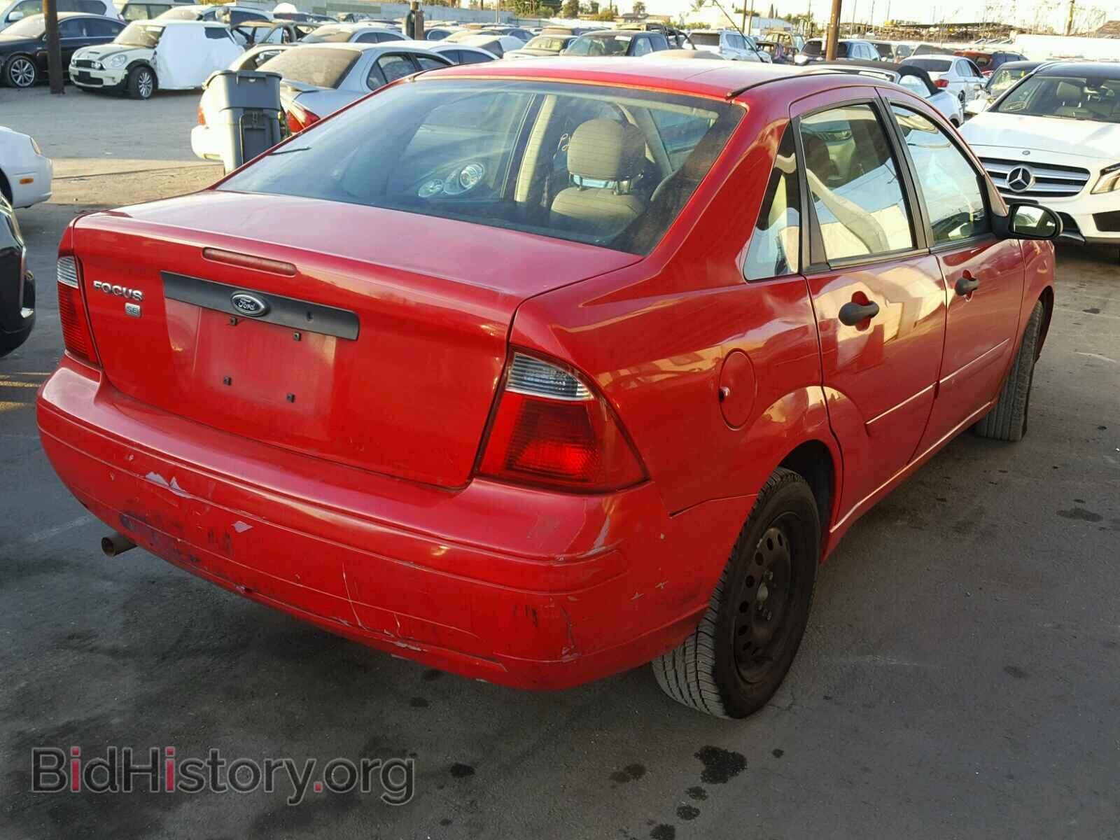 2007 FORD FOCUS - VIN: 1FAFP34N07W338704 - Фото 4